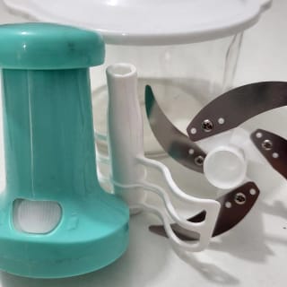 Manual Food Chopper with Clear Bowl 2L 3